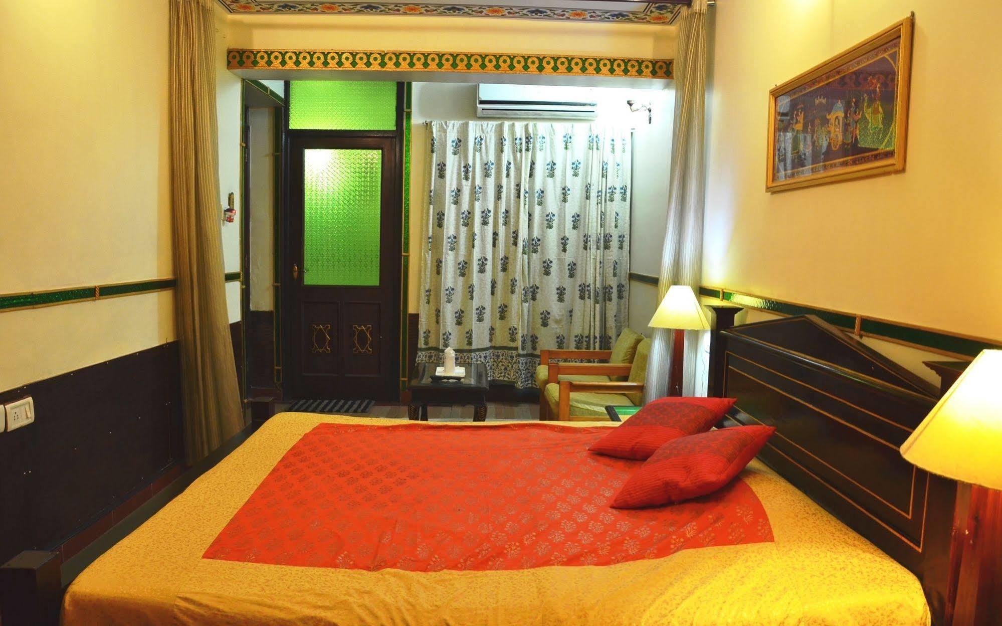 Hotel Vimal Heritage Джайпур Екстериор снимка