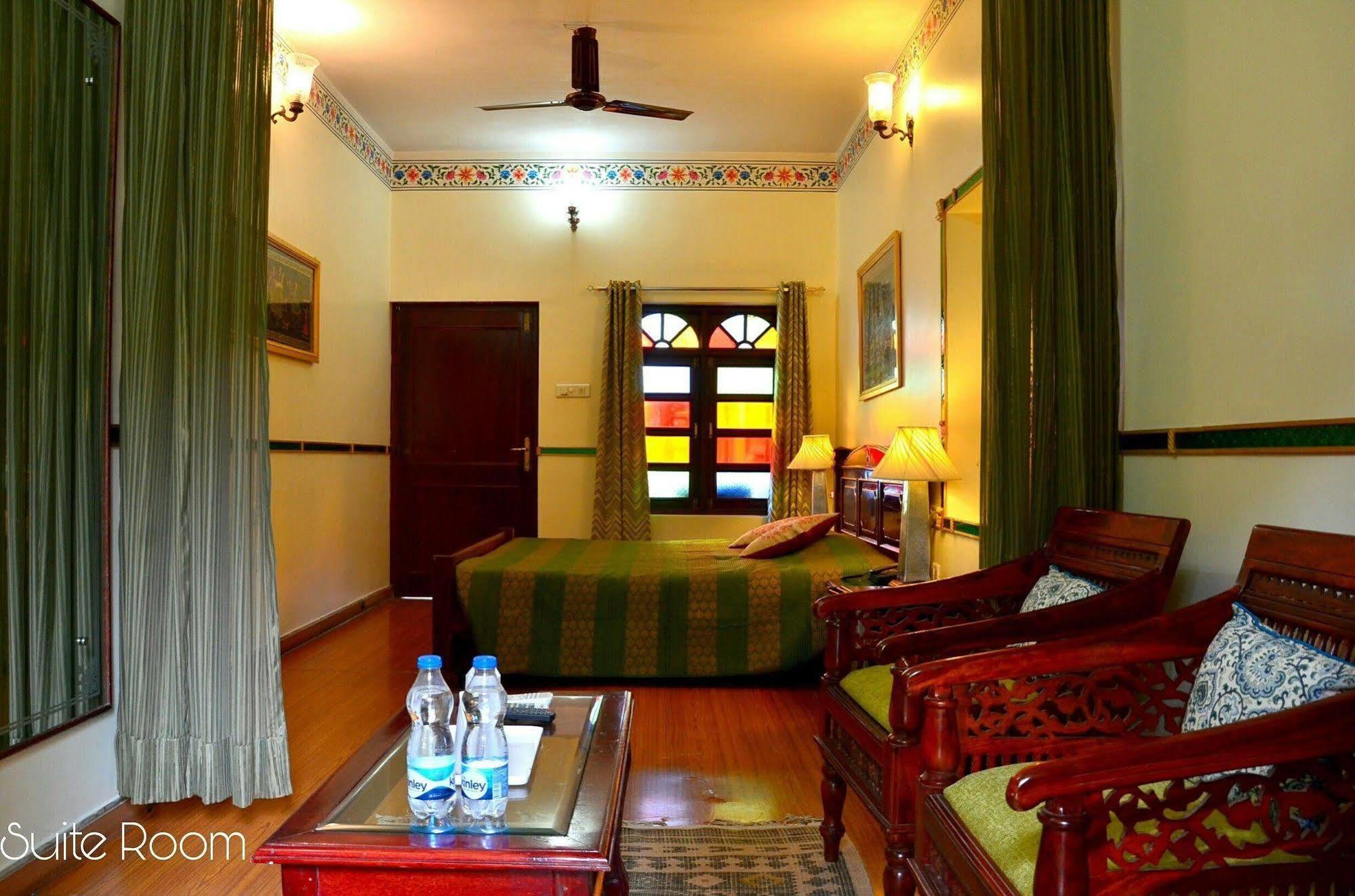 Hotel Vimal Heritage Джайпур Екстериор снимка