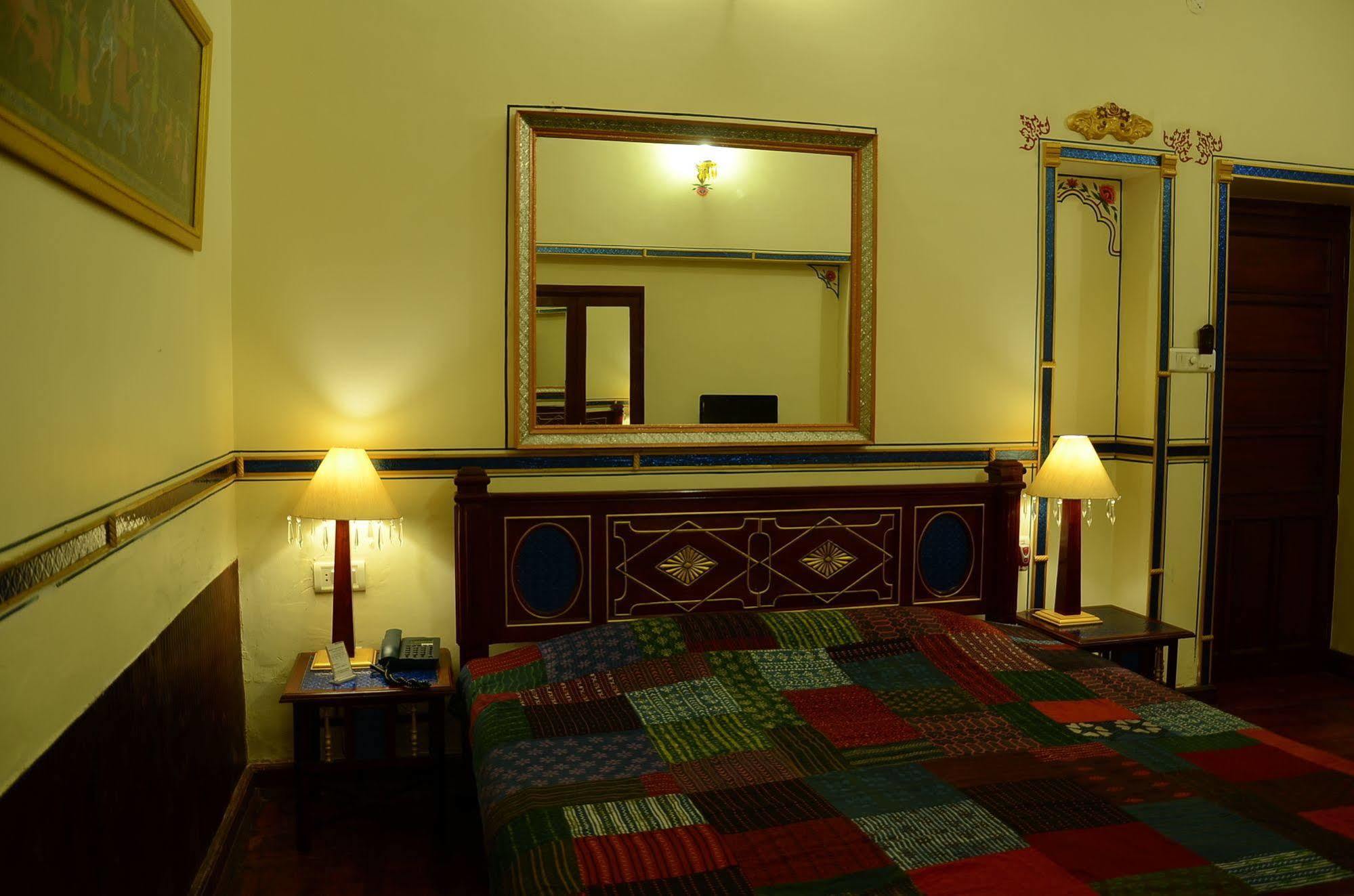 Hotel Vimal Heritage Джайпур Екстериор снимка
