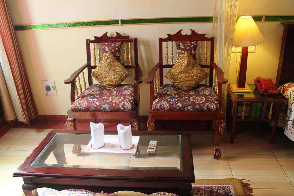 Hotel Vimal Heritage Джайпур Екстериор снимка